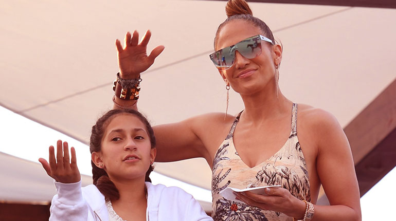 Image of Emme Maribel Muñiz wikipedia: age, school, parents, siblings of Jennifer Lopez's daughter
